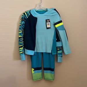 *SET*Girls Youth size(Med) UnderArmour New with Tags